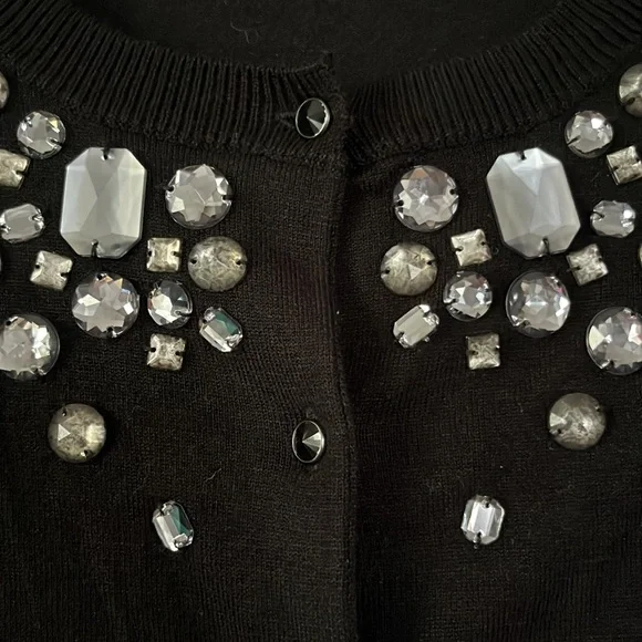Bejeweled crop cardigan - Picture 2 of 6